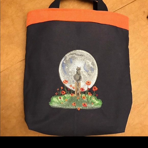 Handmade and embroidered Moonlit Kitty tote - Picture 2 of 8